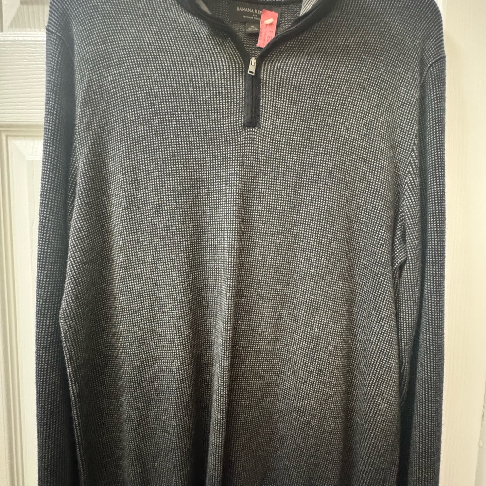 Banana Republic Black and Gray Zip-Up Men's Sweater